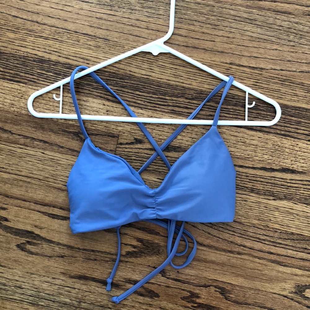 Cross tie bikini top
